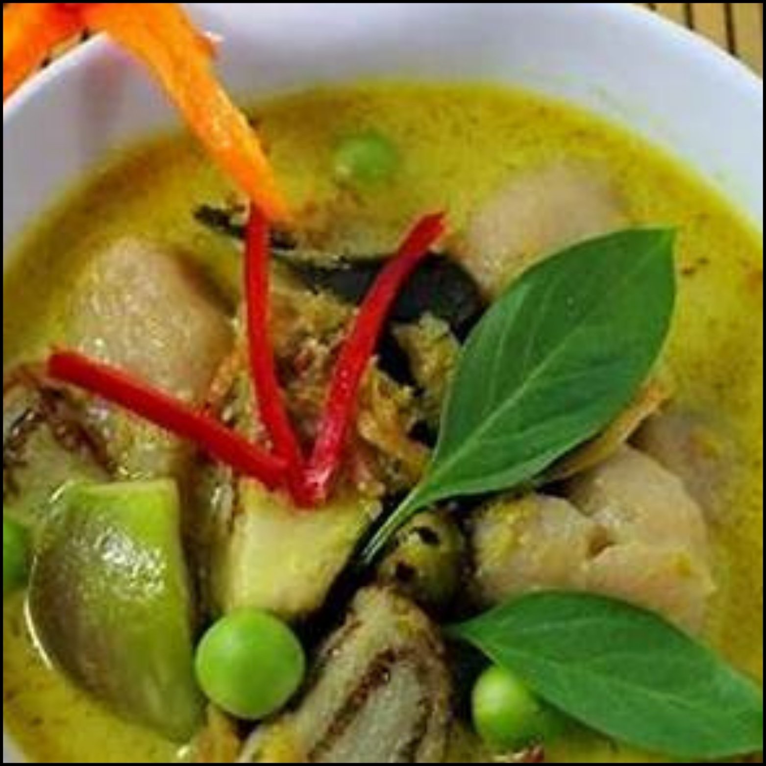 MIXED VEGETABLE GREEN CURRY